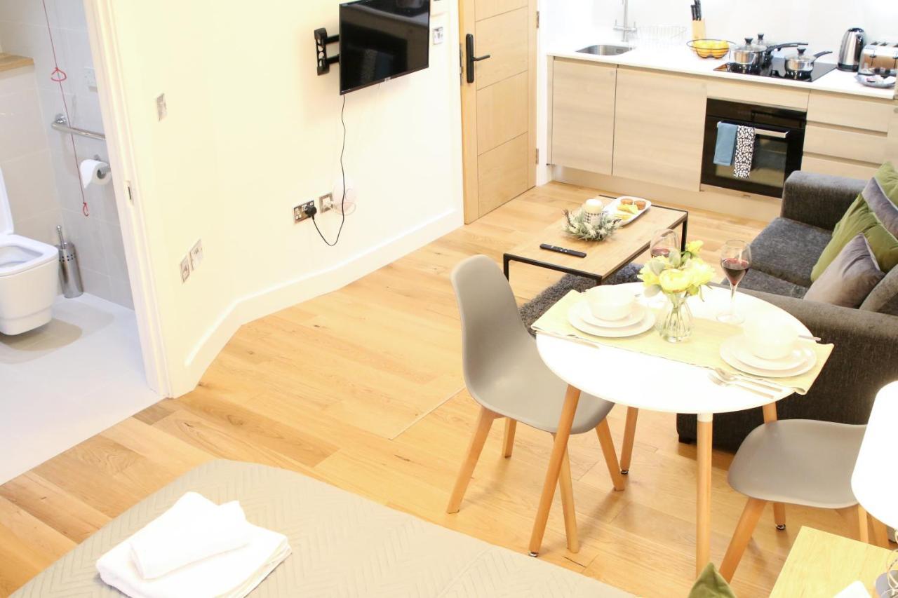 Lovely Studio Apartment With Access For Wheel-Chairs In Sydenham Londres Extérieur photo