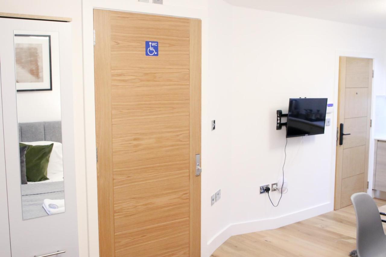 Lovely Studio Apartment With Access For Wheel-Chairs In Sydenham Londres Extérieur photo