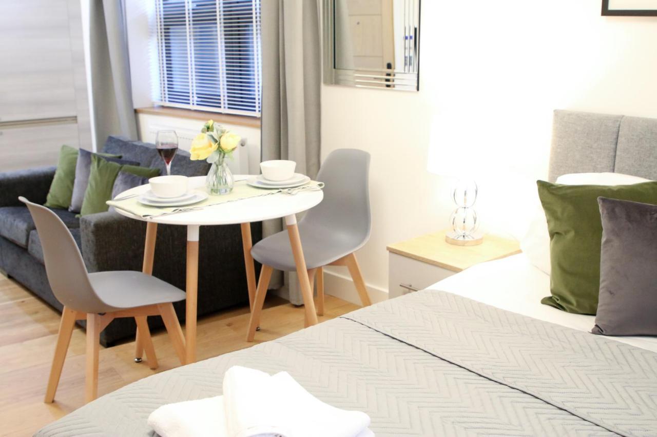 Lovely Studio Apartment With Access For Wheel-Chairs In Sydenham Londres Extérieur photo