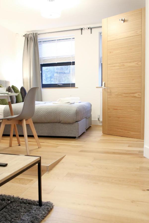 Lovely Studio Apartment With Access For Wheel-Chairs In Sydenham Londres Extérieur photo