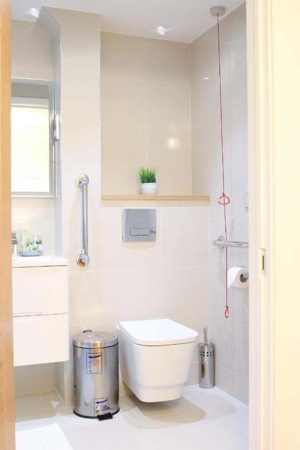 Lovely Studio Apartment With Access For Wheel-Chairs In Sydenham Londres Extérieur photo
